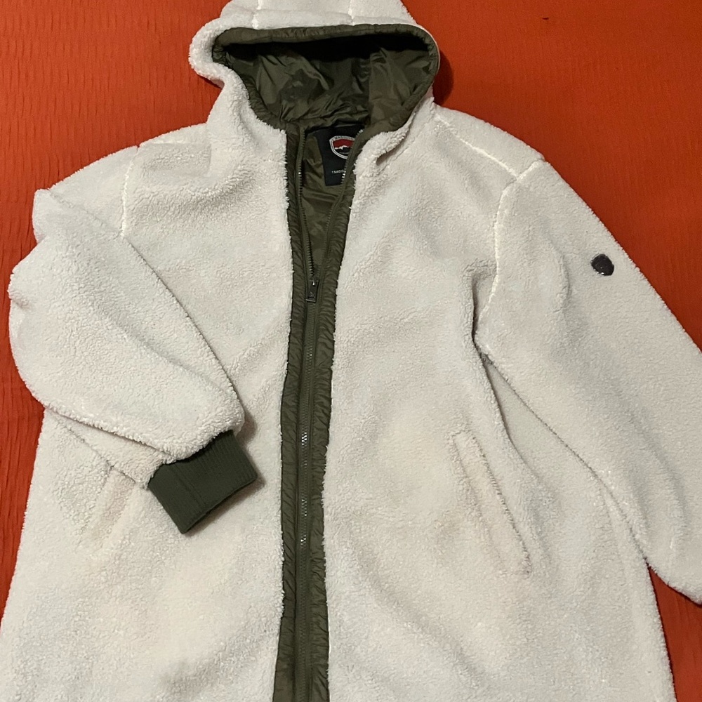 Madison Expedition Olive Jacket with White Sherpa
